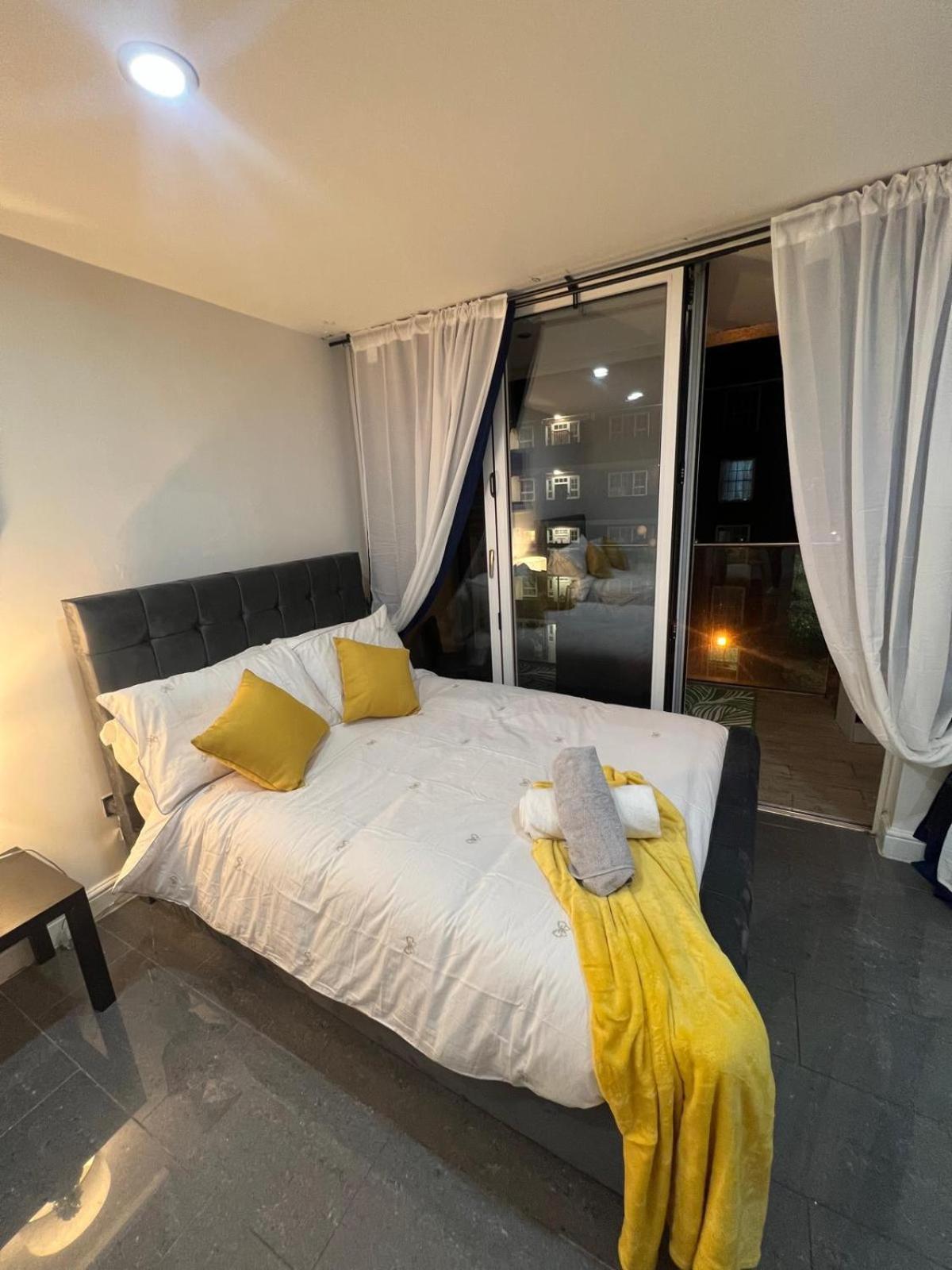 Cosy Luxurious Room In The Heart Of London Eksteriør billede